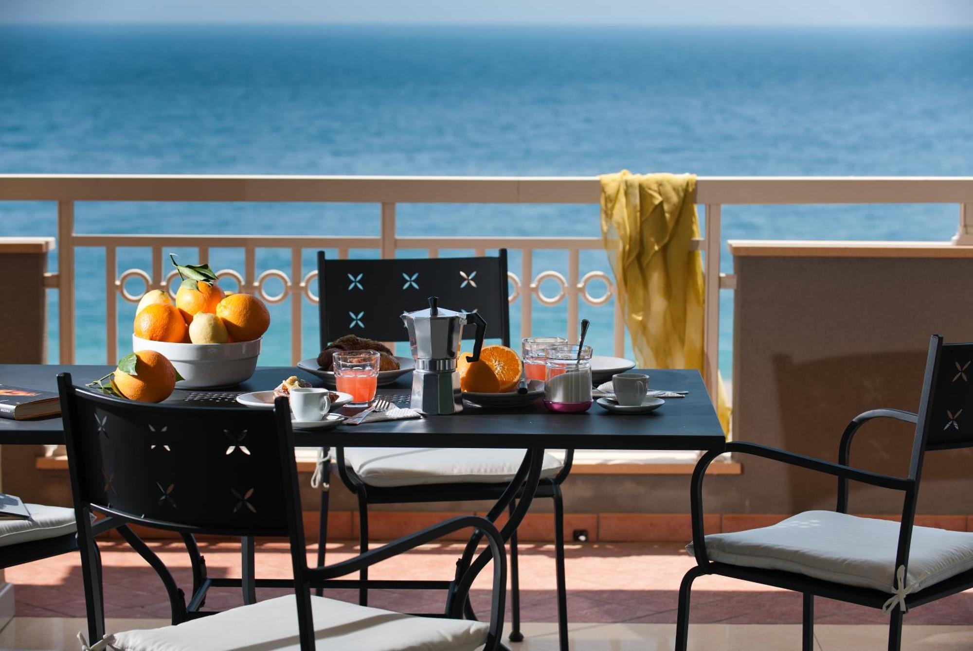 Casa Vacanze Samira Fondachello  Εξωτερικό φωτογραφία