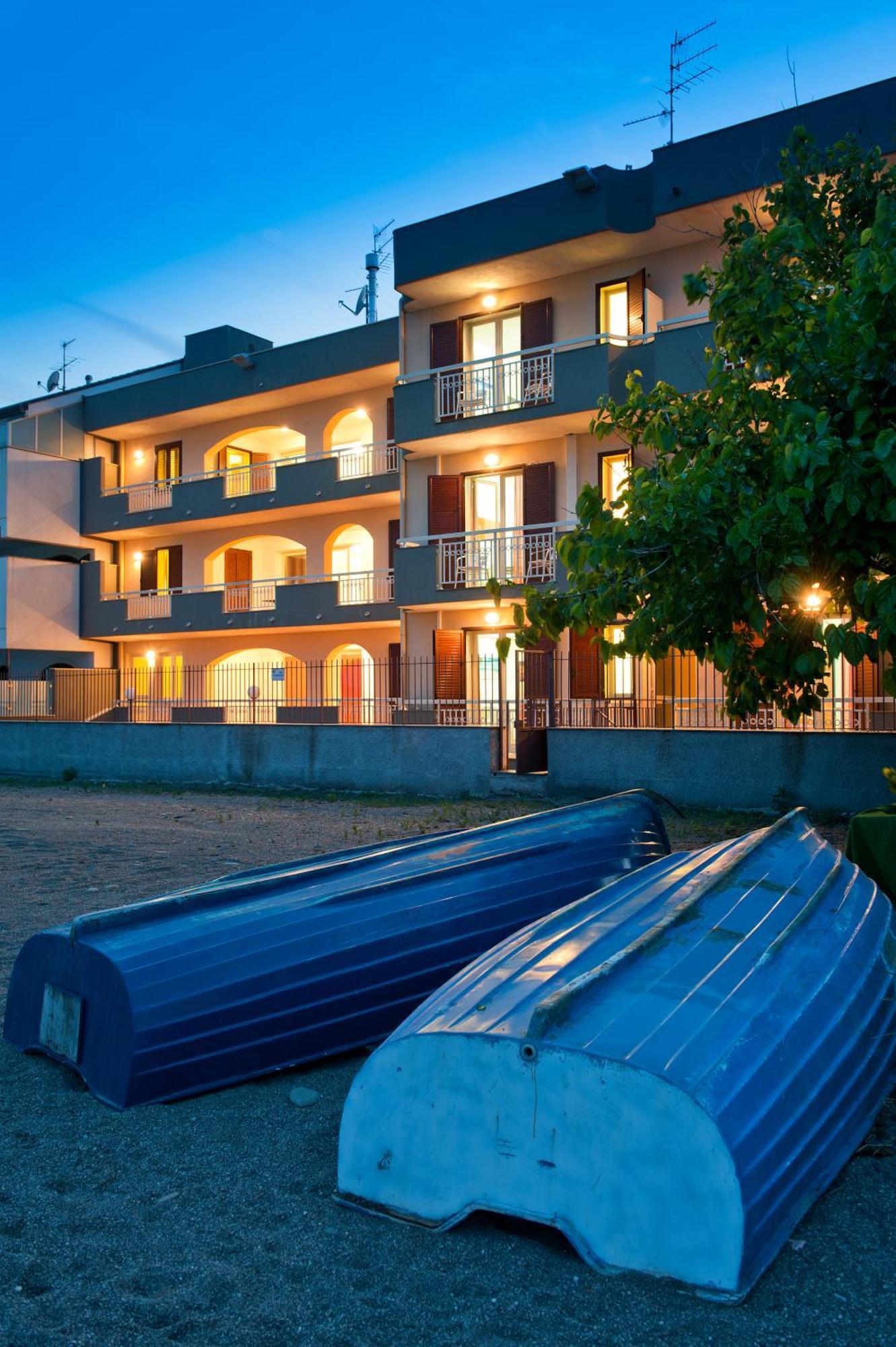 Casa Vacanze Samira Fondachello  Εξωτερικό φωτογραφία