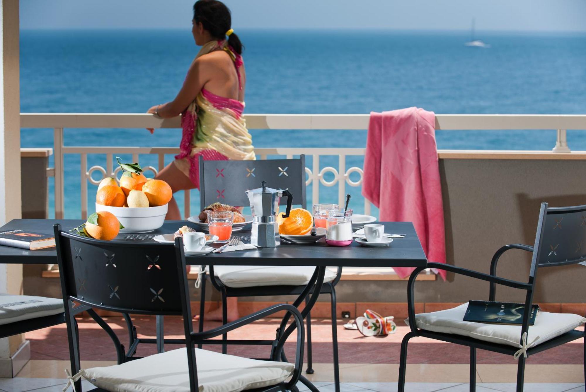 Casa Vacanze Samira Fondachello  Εξωτερικό φωτογραφία