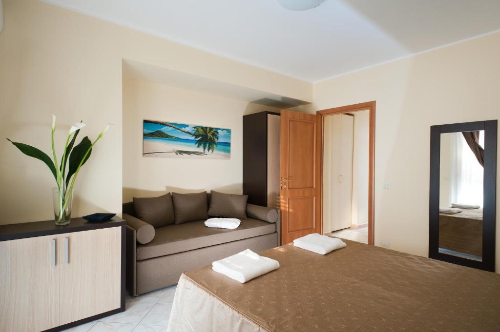 Casa Vacanze Samira Fondachello  Εξωτερικό φωτογραφία